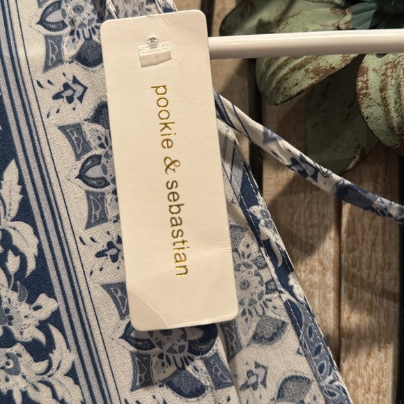 Pookie and Sebastian Blue and White Floral Mini Dress size medium NWT - Picture 8 of 10